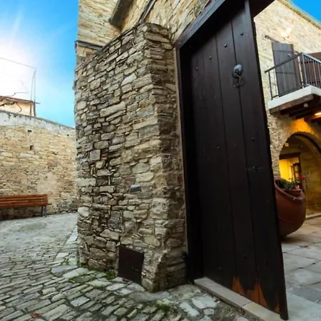 Whitestone Mill بيت للعطل *